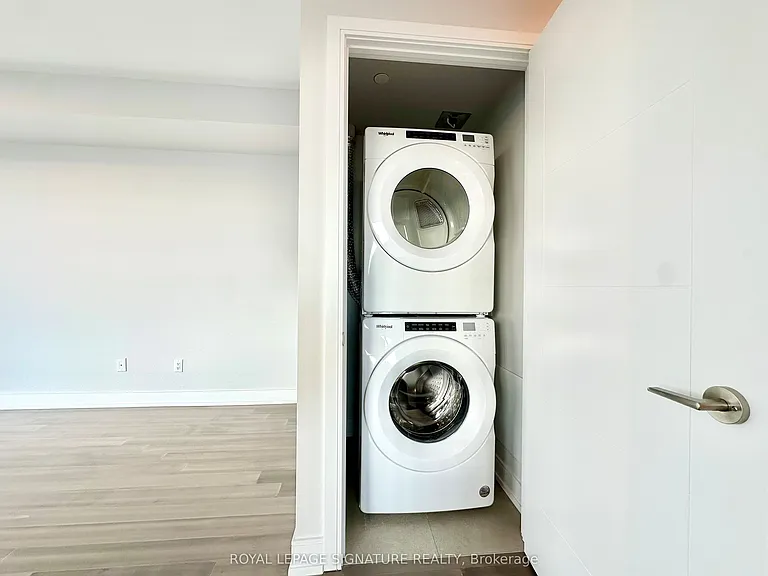 664 Spadina Ave #701 — Photo 23