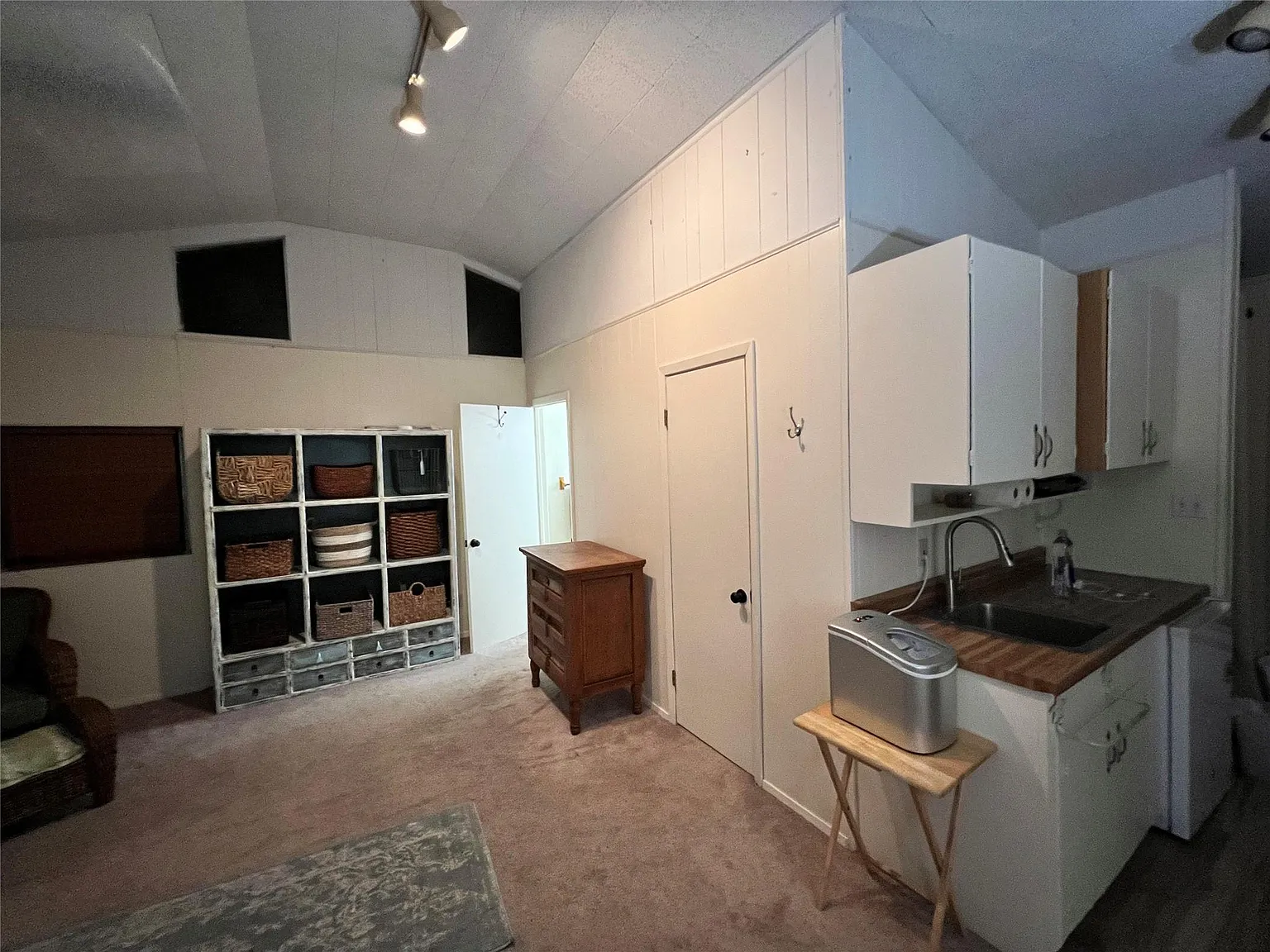 1 bed, 1.0 bath, 450 sqft, $1,195 — Photo 4