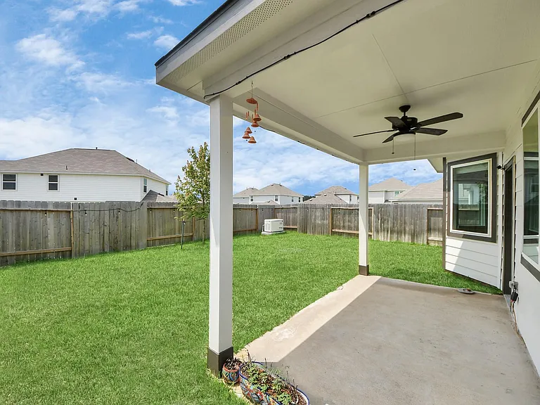 2473 Carp Dr — Photo 37