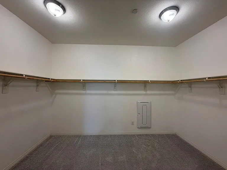 3918 Westbrook Ave — Photo 16