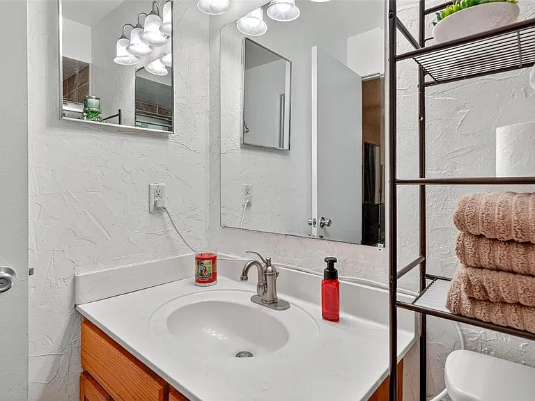 5107 Deer Creek Dr — Photo 22