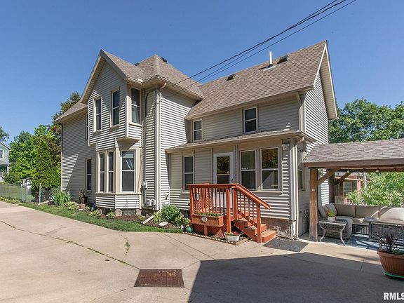 3rd image of 925 Farnam St