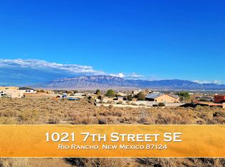1021 7th St SE, Rio Rancho, NM 87124