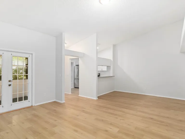 602 Rodeo Dr #602 — Photo 16