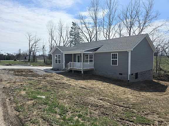 2nd image of 315 Hawk Creek Rd