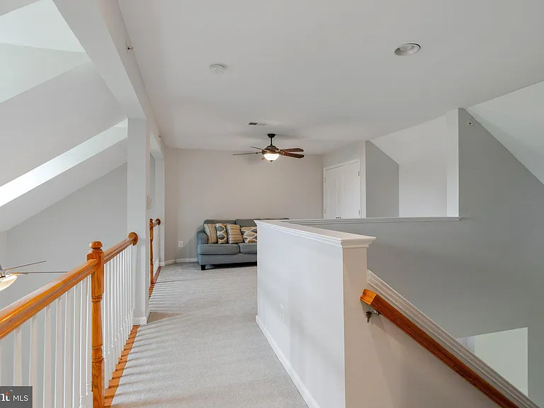 13960 Greendale Dr — Photo 22