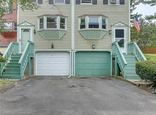 214 Rising Trail Dr #214, Middletown, CT 06457