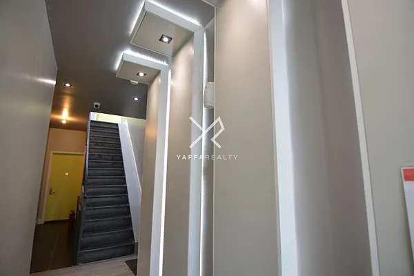 Rented by Yaffa Realty LLC | media 17