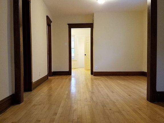 4th image of 5309 W Berenice Ave #1