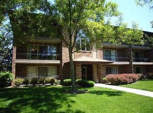 7505 Sheridan Dr APT 3A, Willowbrook, IL 60527