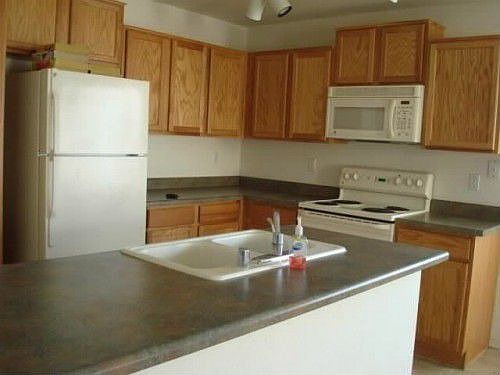 2nd image of 11648 W Cinnabar Ave