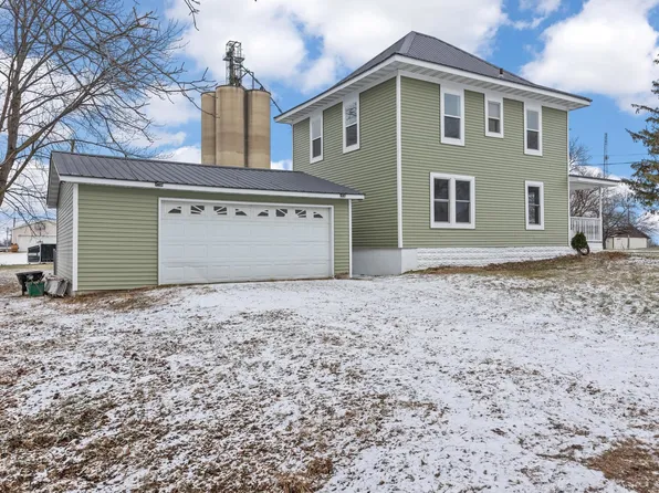 507 Barrett St, Masonville, IA 50654