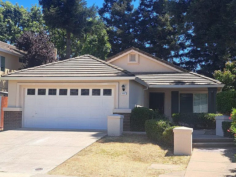 8087 Primoak Way — Photo 1