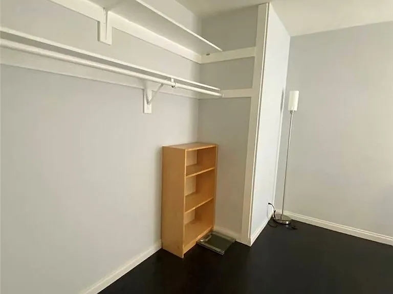 1456 Winterwood Ln — Photo 18