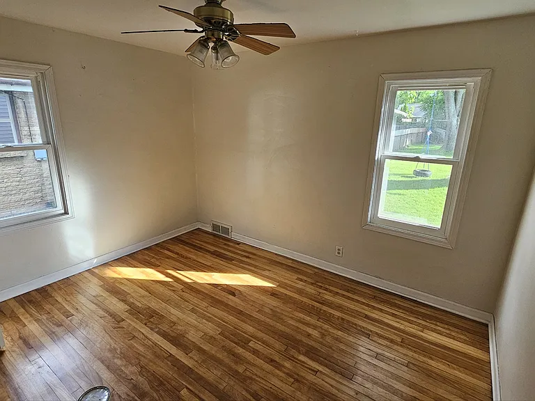1445 Garland St — Photo 9
