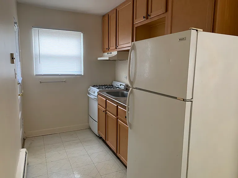 515 W Front St #6 — Photo 5