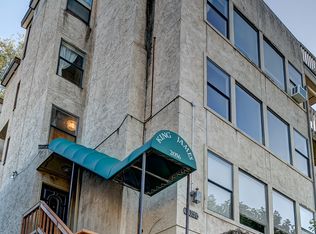2056 13th Ave W APT C, Seattle, WA 98119
