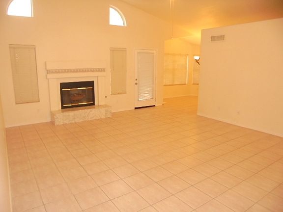 4th image of 20621 N 99th Dr