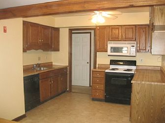 Spacious Kitchen