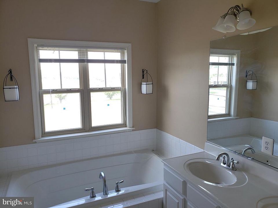 813 Freeland Ct, Gambrills, MD 21054 Zillow