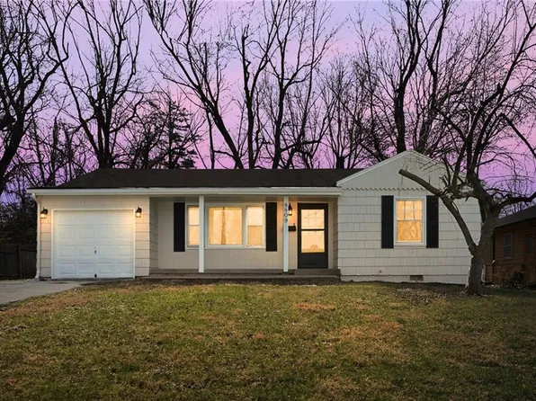 8809 E 73rd St, Raytown, MO 64133