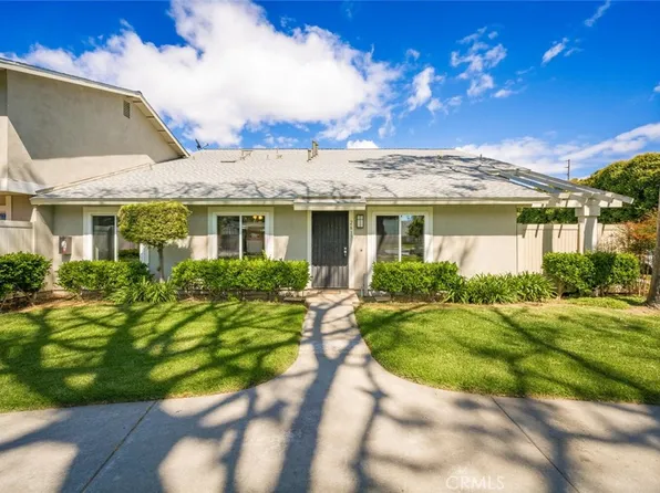 2617 W Meadowwood #9, Santa Ana, CA 92704