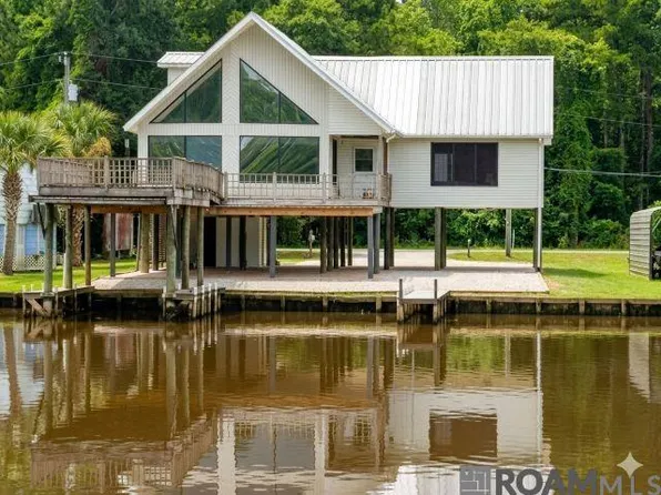18923 River Bend Rd, Maurepas, LA 70449