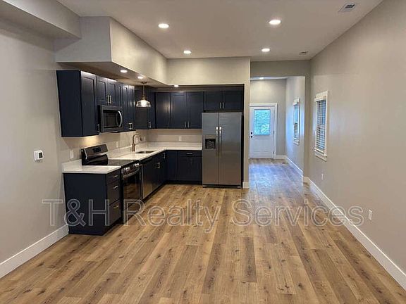 5th image of 529 N Highland Ave Unit 531
