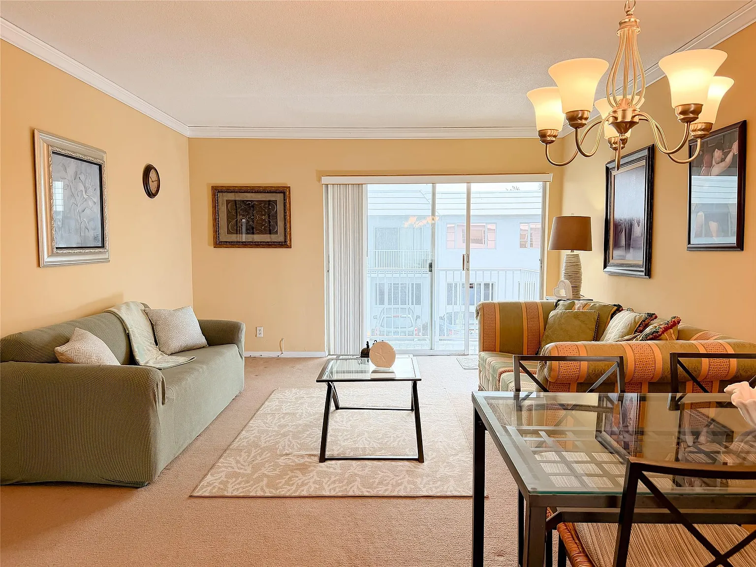 2 bed, 1.5 bath, 756 sqft, $1,680 — Photo 2