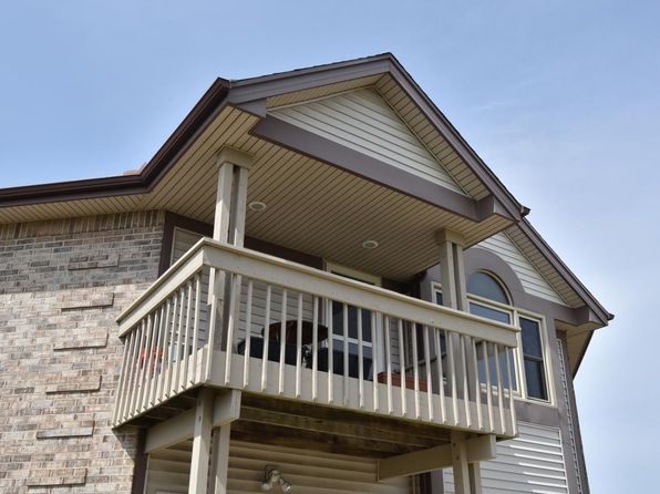 3542 West Rawson AVENUE, Franklin, WI 53132