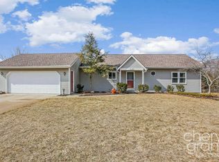 2685 Westlake Ct NE, Grand Rapids, MI