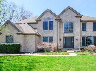 1767 Oakmont Ct, Ann Arbor, MI 48108