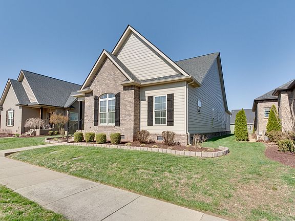 3rd image of 2938 Cason Ln