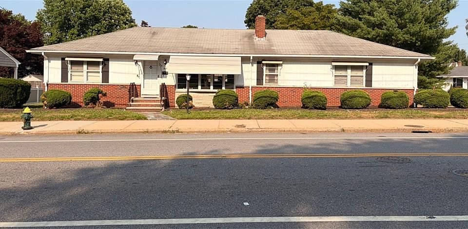 1st image of 565 Mount Pleasant Ave