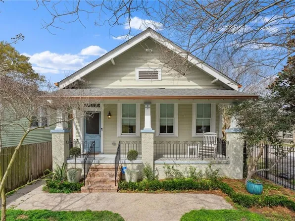 1538 Hillary St, New Orleans, LA 70118