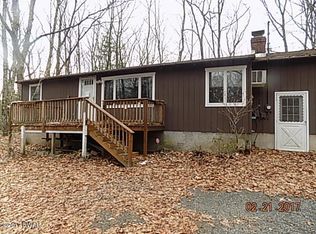 157 Cypress Rd, Dingmans Ferry, PA 18328