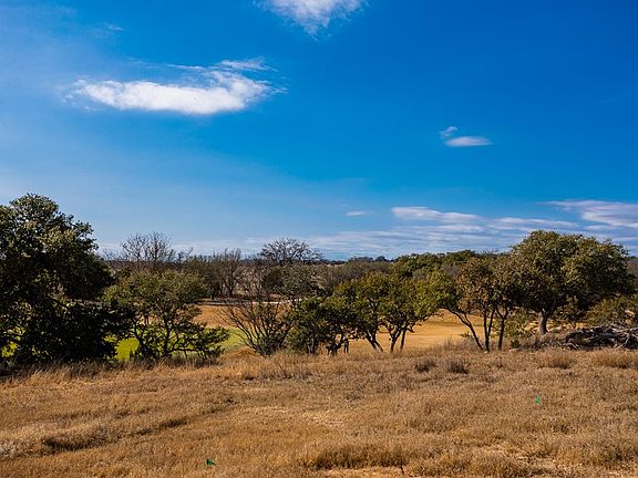5th image of 6 Comanche Trace Dr
