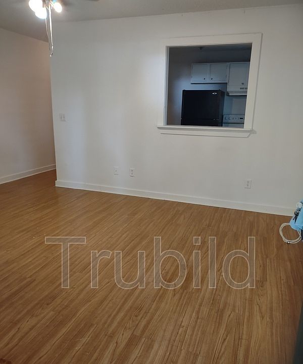 1st image of 3119 Chicora Ave #2
