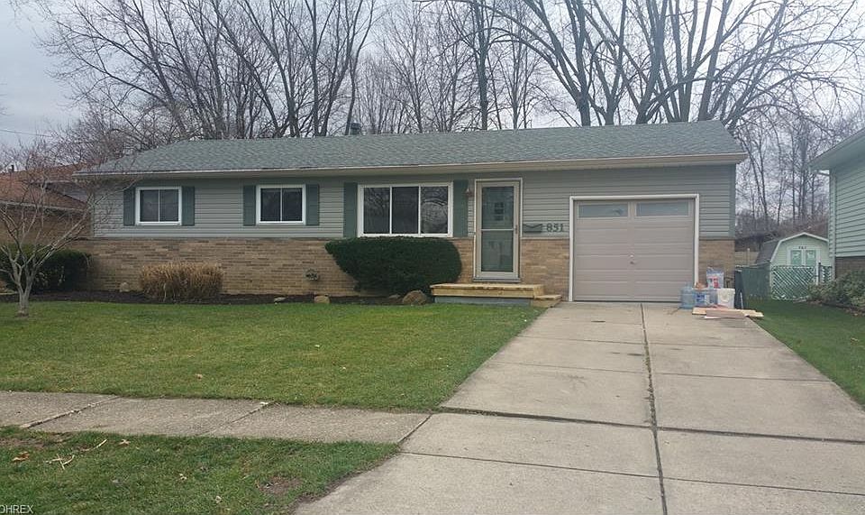 1st image of 851 Sherwood Dr