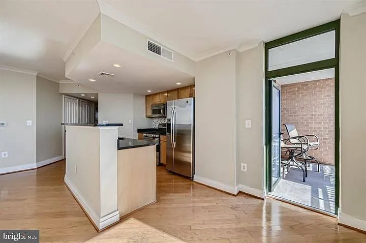 414 Water St #2414 — Photo 8