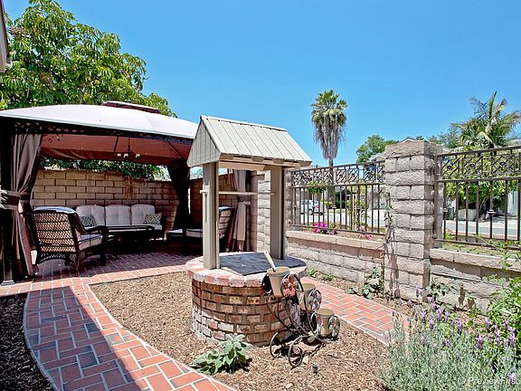 Private Front Courtyard