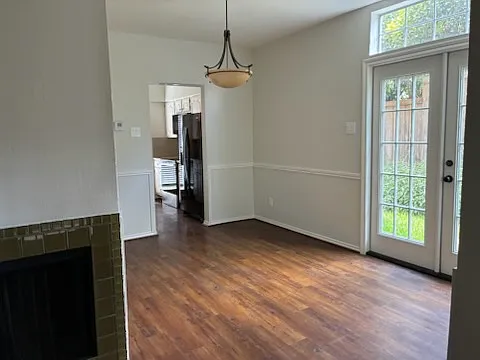 6303 Prospect Ave — Photo 2