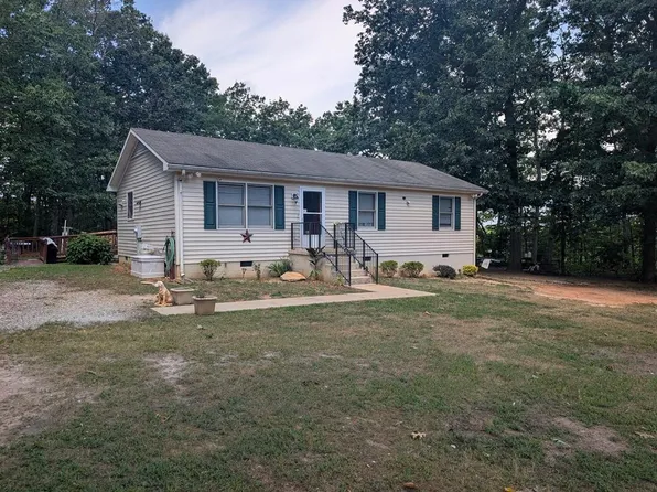 11111 S James Madison Hwy, Dillwyn, VA 23936