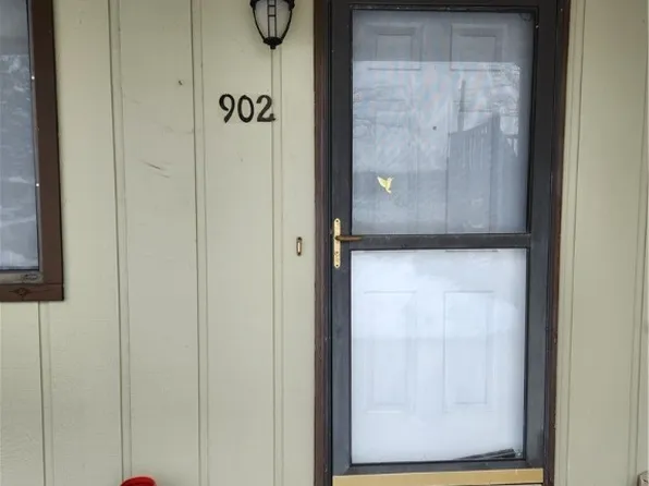 902 Edgewater Dr #902, Westfield, NY 14787