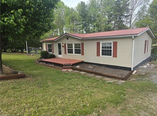 412 Beshears Owings Ln, North Wilkesboro, NC 28659