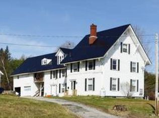 284 Maine Ave APT 2, Farmingdale, ME 04344