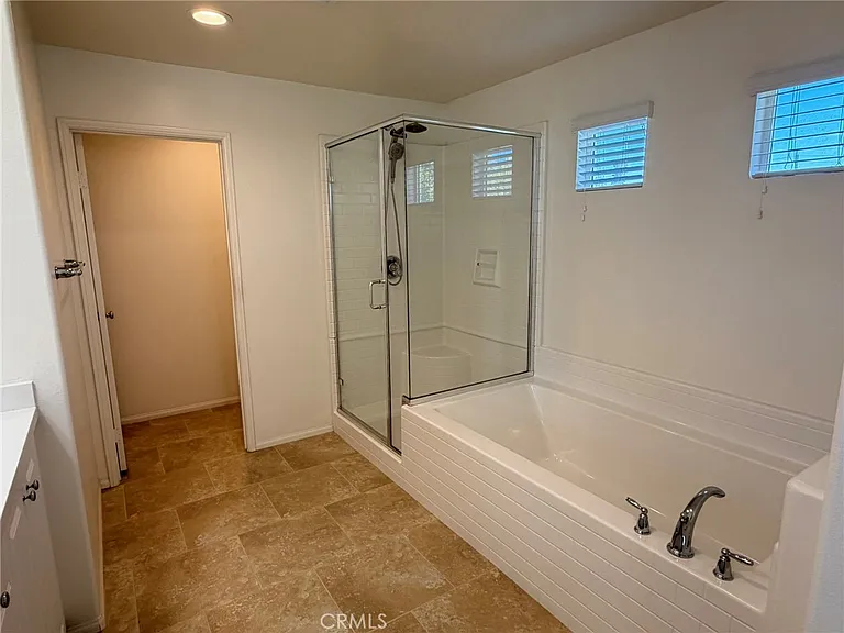 42688 Azure St — Photo 27