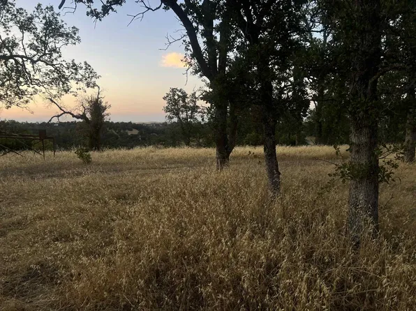 6915 Remunda Rd, Corning, CA 96021