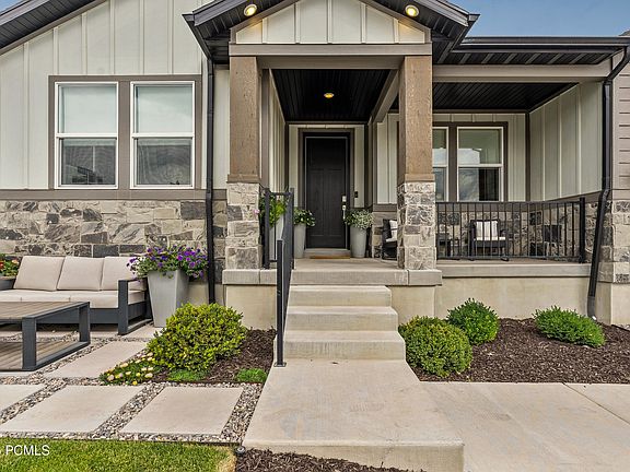 2nd image of 2298 N Meadowside Way