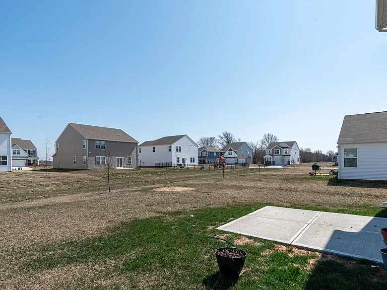 2519 Dixon Creek Dr — Photo 34
